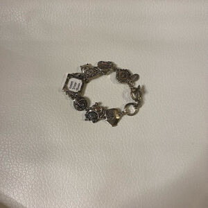 Cookie Lee Silver tone Cat Themed Charm Bracelet Toggle Close 7"